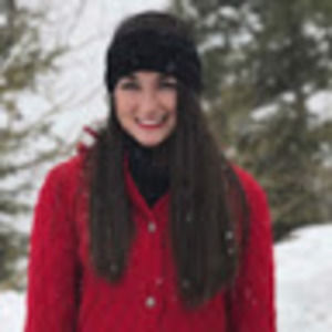 Meet your Posher, Alyssa